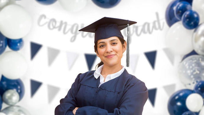 Everything You Need To Decorate Navy Blue Themed Graduation Party